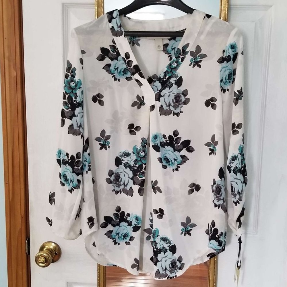 Women's White Floral V-Neck Blouse with Teal Roses